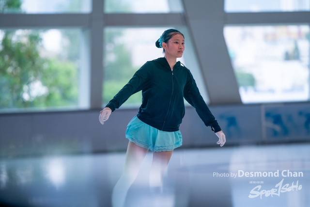 20241116 Ice Skating A9 1 _DA99513-2