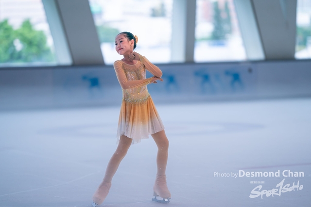 20241116 Ice Skating A9 1 _DA99987-2