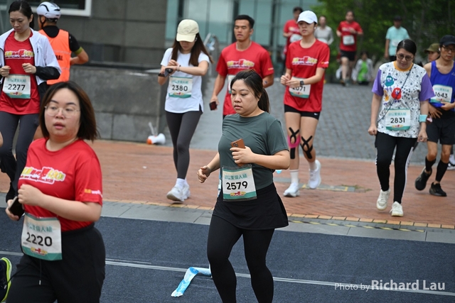 DZ8_3680