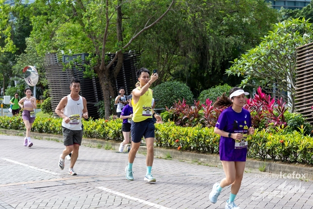 2505011_Kum_Run_8K-542