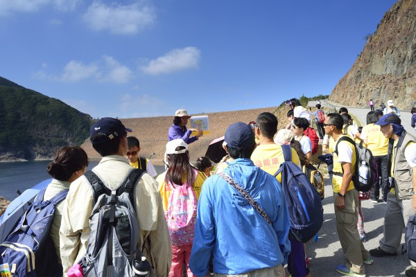 Enervon-C Happy Hiking 2014_00005s