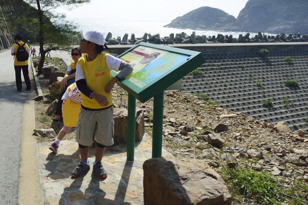 Enervon-C Happy Hiking 2014_00016s
