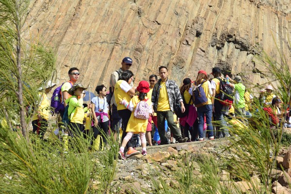 Enervon-C Happy Hiking 2014_00050s