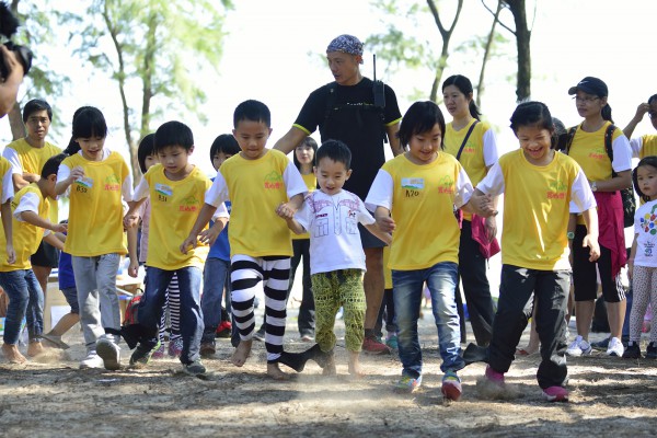 Enervon-C Happy Hiking 2014_00171s