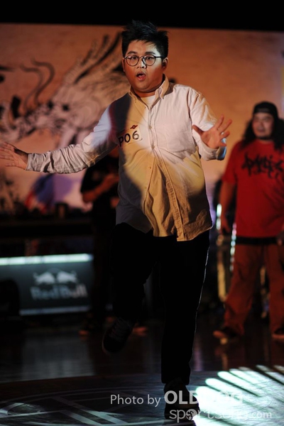 StreetDance (323)