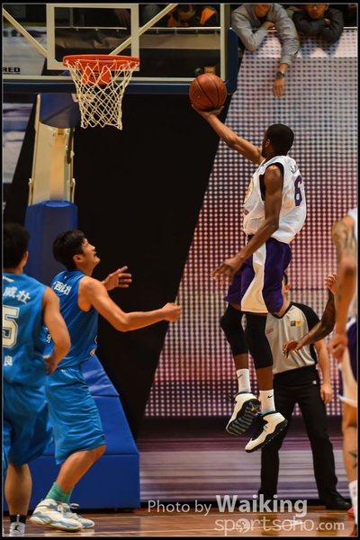 150201 Basketball - 0136