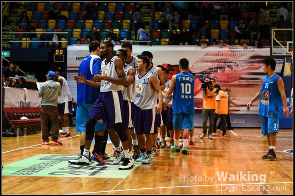 150201 Basketball - 0171