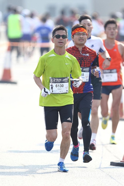 HKS_15-0868s
