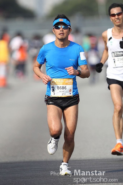 HKS_15-0967s
