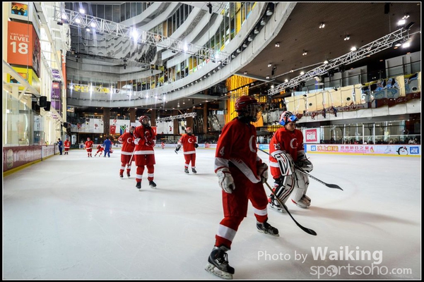 150218 Ice Hockey - 0004