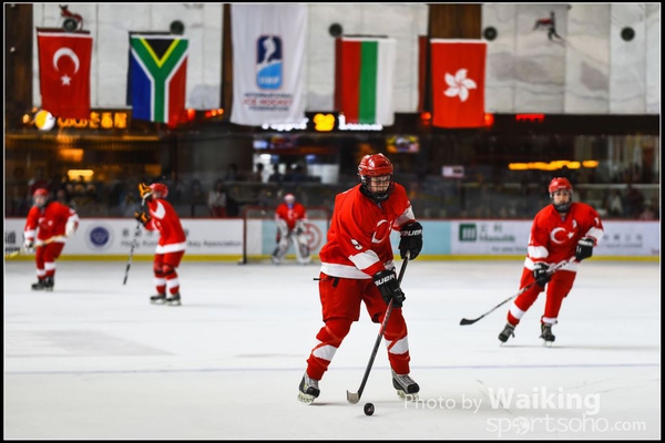 150218 Ice Hockey - 0047