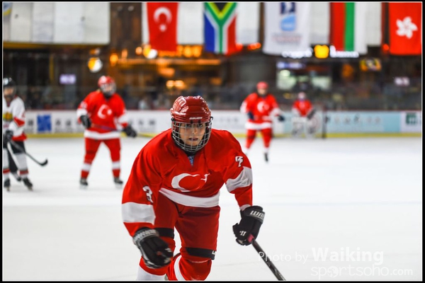 150218 Ice Hockey - 0052