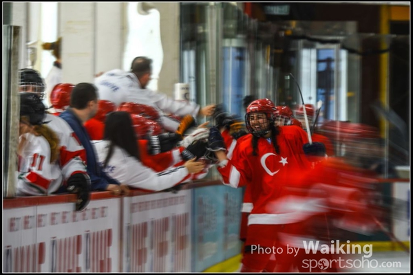 150218 Ice Hockey - 0065