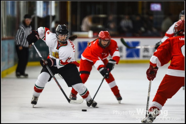 150218 Ice Hockey - 0076