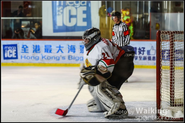150218 Ice Hockey - 0095