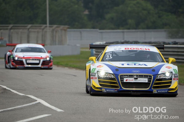 Audi R8 (23)