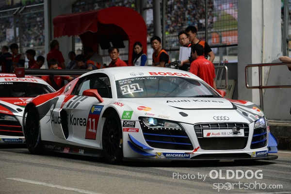 Audi R8 (34)