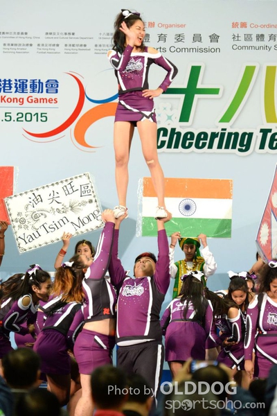 Cheering Team (50)