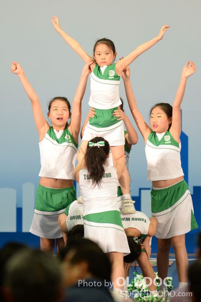 Cheering Team (61)