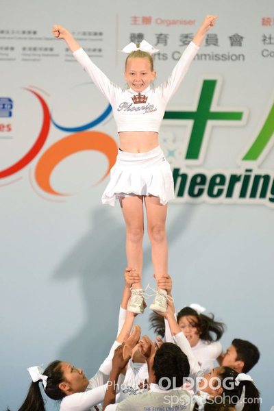 Cheering Team (76)