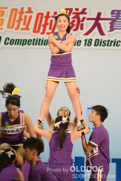 Cheering Team (104)