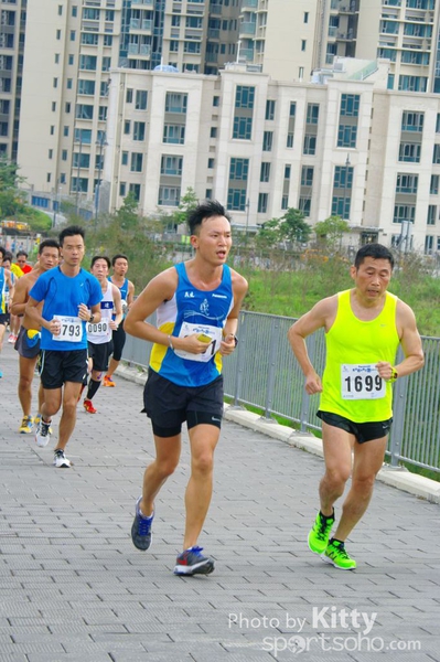 SG201082