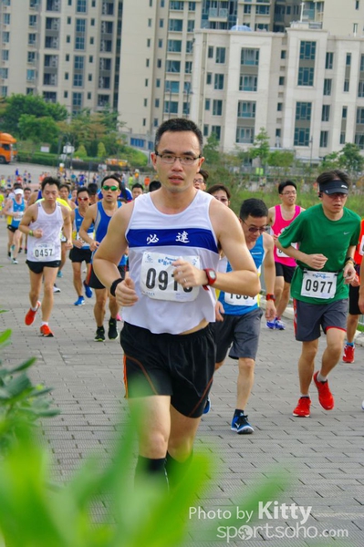 SG201118