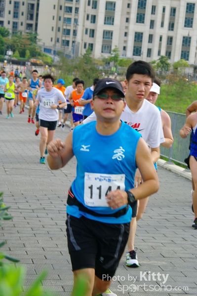 SG201124