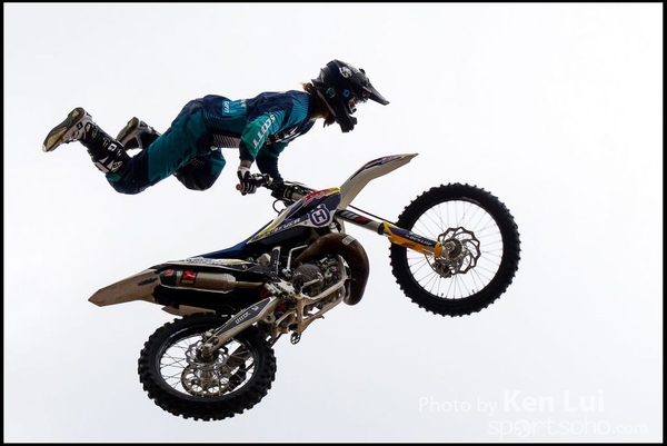 20150403Bull X 1047