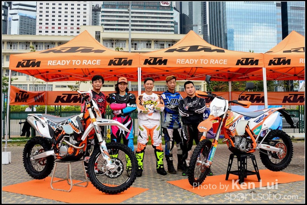 20150403Bull X 1095