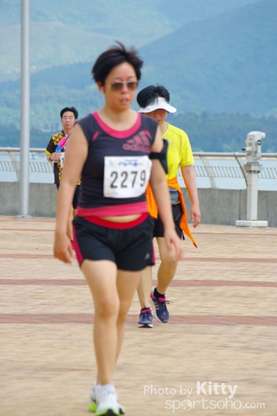 SG202202