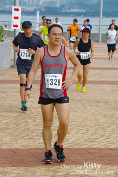 SG201675