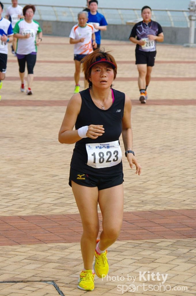 SG201677