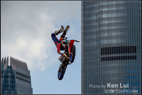 150404Xfighters1072