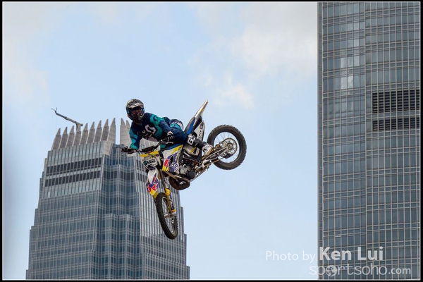 150404Xfighters1074