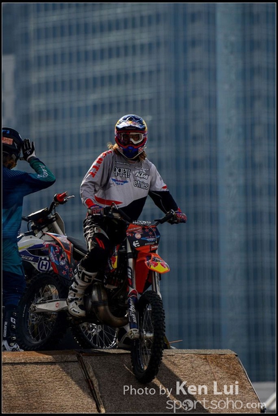 150404Xfighters1097