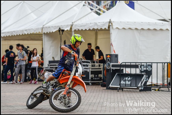 2015-04-03 Red Bull X-Fighters - 0013
