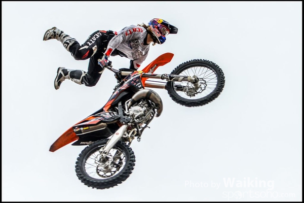 2015-04-03 Red Bull X-Fighters - 0100