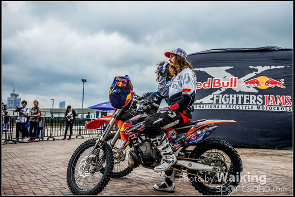 2015-04-03 Red Bull X-Fighters - 0124