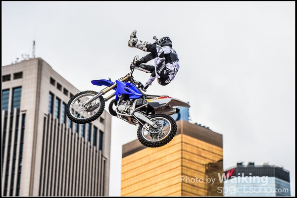 2015-04-04 Red Bull X-Fighters - 0008