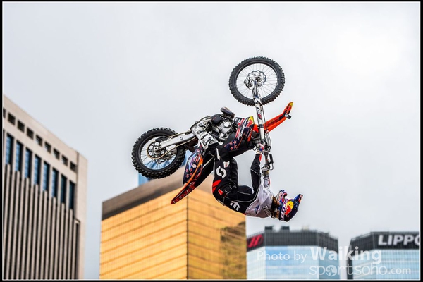 2015-04-04 Red Bull X-Fighters - 0043