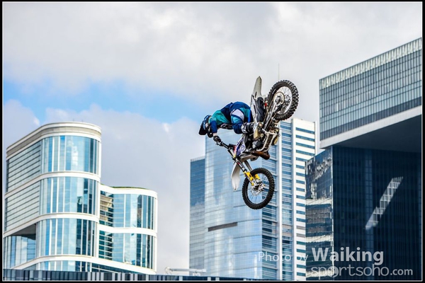 2015-04-04 Red Bull X-Fighters - 0100