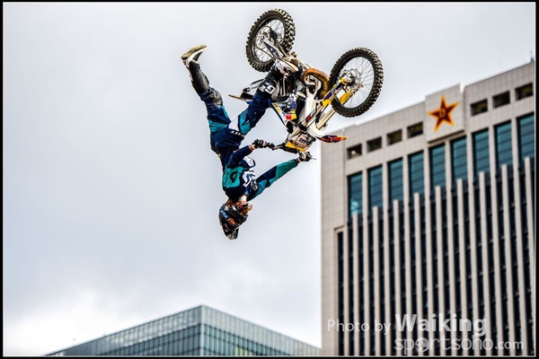 2015-04-04 Red Bull X-Fighters - 0111