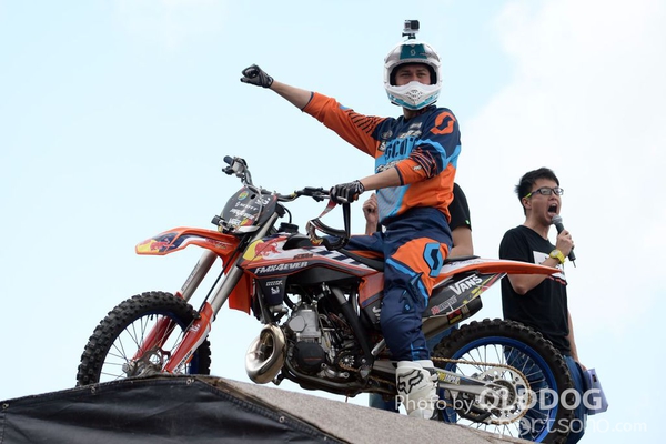 Red Bull (2)