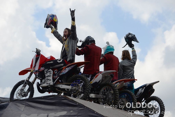 Red Bull (85)