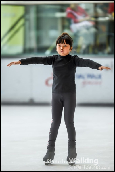 2015-04-11 Skating - 0100