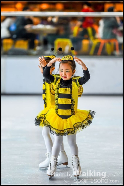 2015-04-11 Skating - 0330