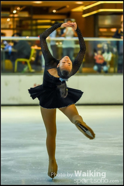 WaikingSkating300