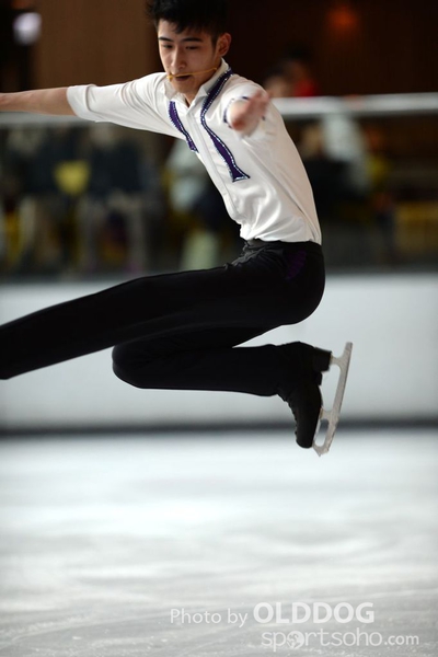Skating (199)