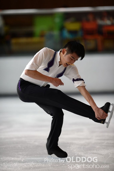 Skating (202)